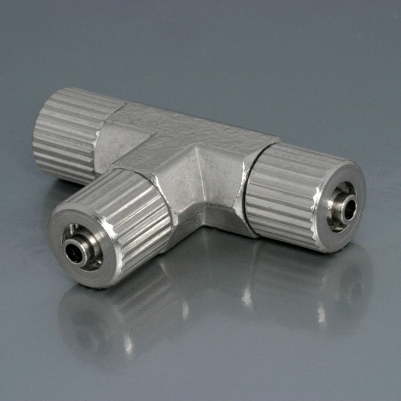 AQUAMIST 806-395 4mm to Tee compression fitting Photo-0