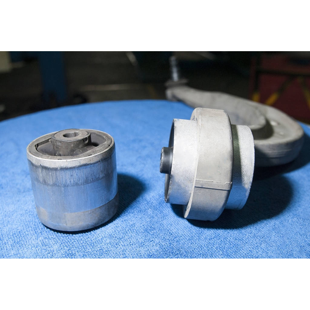 HARDRACE 7895 HARDEN RUBBER BUSHING AUDI AUDI A4 08- Photo-2