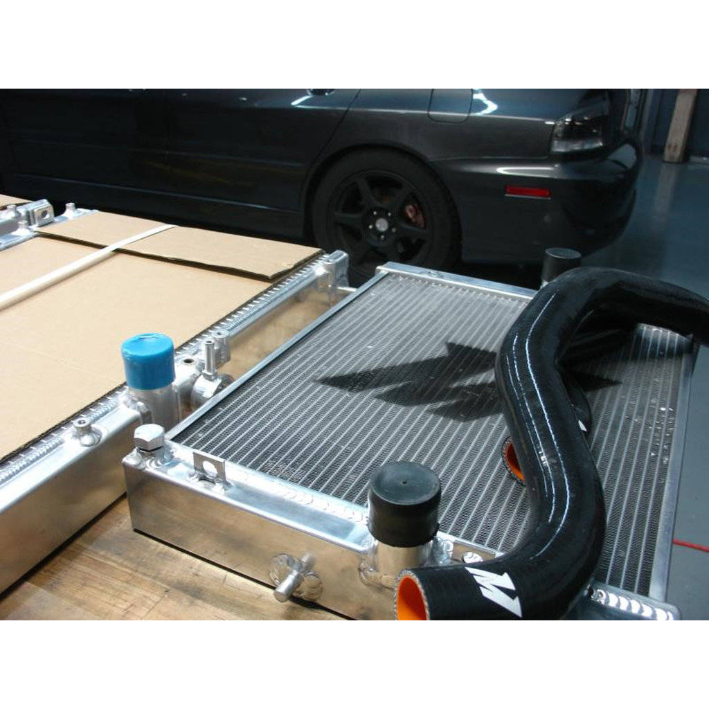 MISHIMOTO MMRAD-EVO-01H MITSUBISHI Lancer Evolution 7/8/9 Half-Size Performance Aluminum Radiator, 2 Photo-12