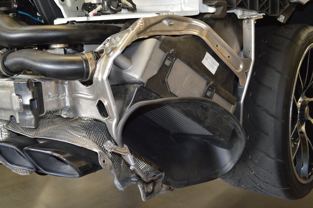 CSF 8112 Intercooler kit for PORSCHE 991 Turbo/Turbo S Photo-3