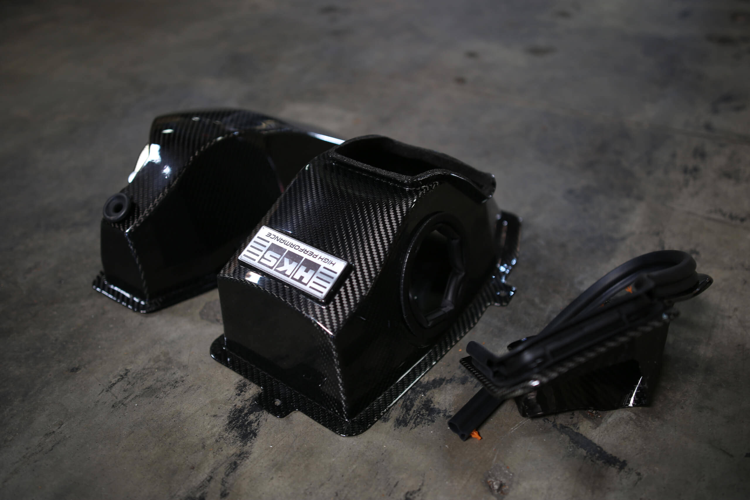 HKS 70026-AH006 Cold Air Intake Upgrade for HONDA Civic Type-R (FK8) 2017-2022 Photo-1