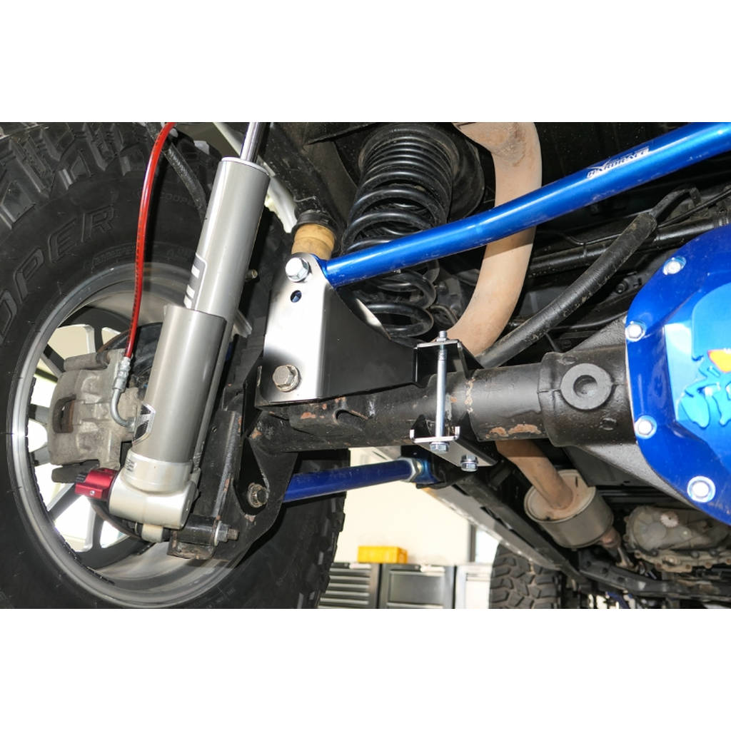 HARDRACE Q0483 JEEP WRANGLER '06-18 JK REAR TRACK BAR RELOCATION BRACKET - LIFT 4 INCHES - 2PCS/SET Photo-3