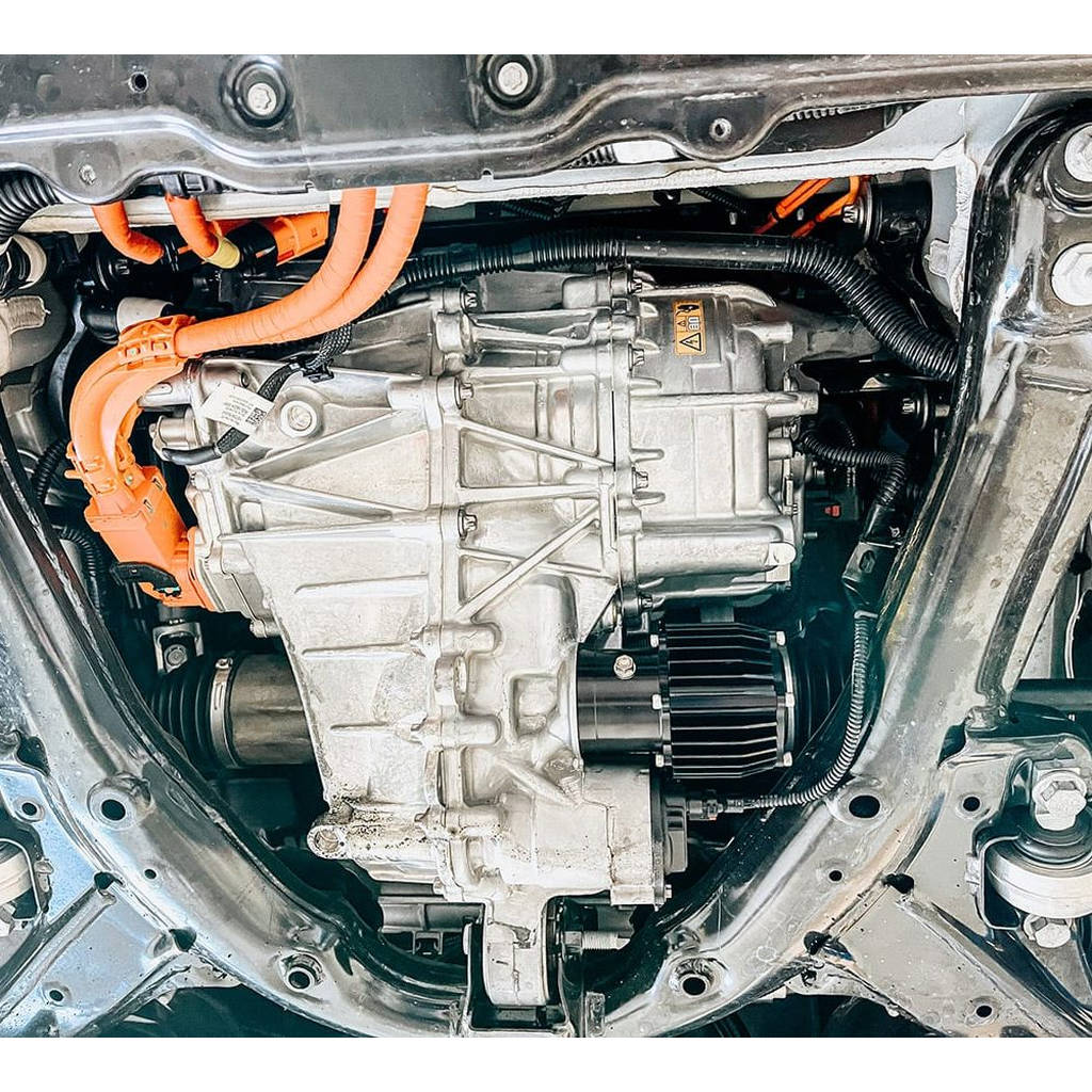UNPLUGGED PERFORMANCE UP-M3MY-348-2.1 Enduro Drive Unit Oil Cooler and Magnetic Filter, Rear Drive Unit for TESLA Model 3 / Model Y Photo-9