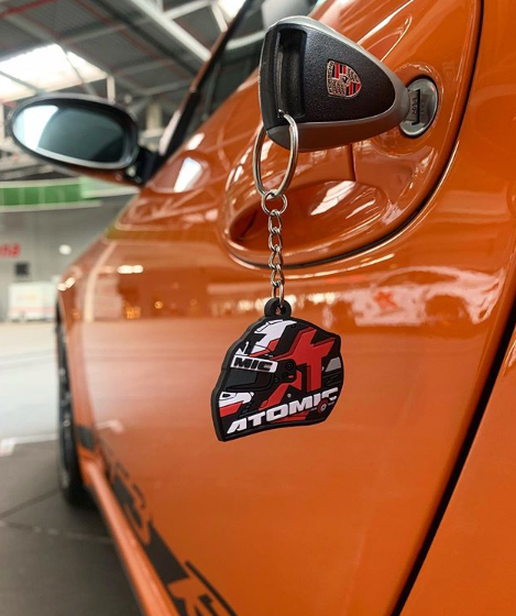 ATOMIC IN-KCHelmet Keychain ATOMIC (Black) Photo-1