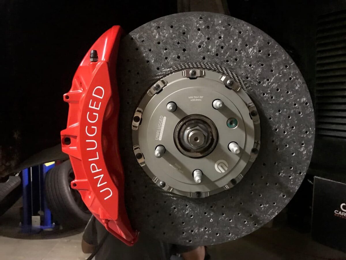UNPLUGGED PERFORMANCE UP-M3MY-317-1.1 Brake Kit BFB 6 Piston Superlight Carbon Ceramic for TESLA Model 3 / Model Y Photo-0