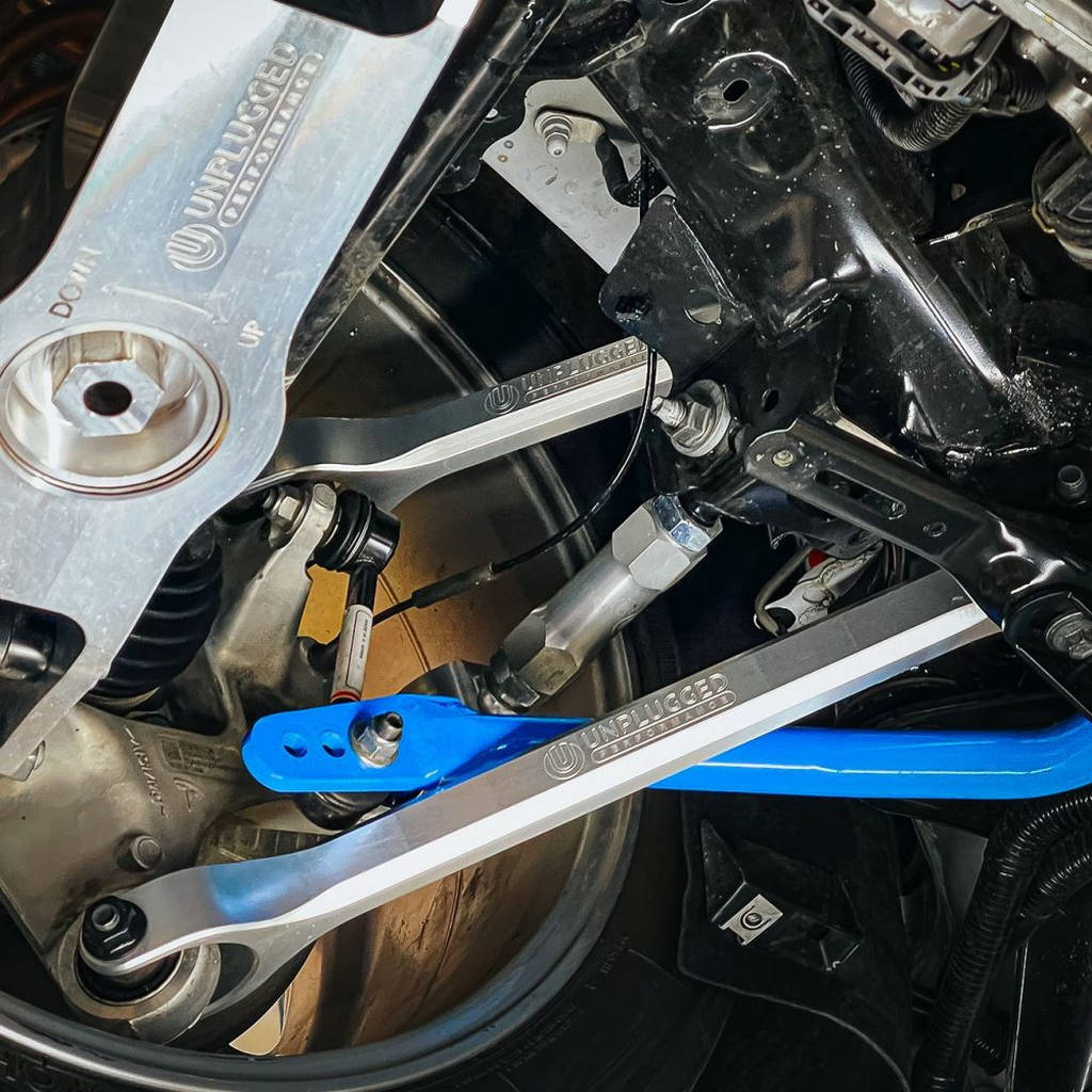 UNPLUGGED PERFORMANCE UP-M3MY-354-1.1 Billet Rear Traction Arm Set (Upper Fore Link) for TESLA Model 3 / Model Y Photo-4