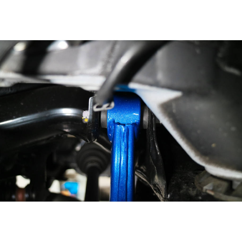 HARDRACE Q1119 Rear Camber Kit (Harden Rubber) - 2PCS / SET for LEXUS NX '21- / UX300E '18- / TOYOTA RAV4 PHV '19- / Photo-1