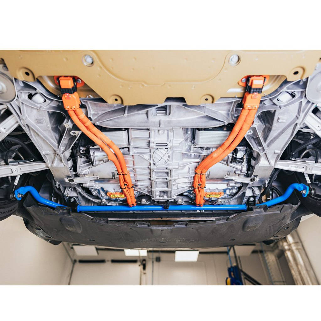 UNPLUGGED PERFORMANCE UP-MSMX2-444-1.1 Adjustable front sway bar for TESLA Model S / Model S Plaid 2021+ Photo-6