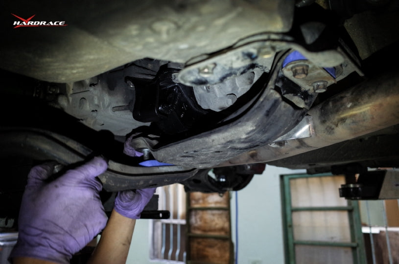 HARDRACE 7124 TRANSMISSION CROSSMEMBER BUSHING GEAR BOX SHIFT KIT 4PCS/SET SUBARU IMPREZA GC/GD/LEGACY Photo-1