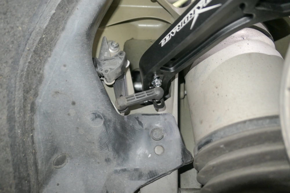 HARDRACE Q0600 TESLA MODEL S '12- FRONT UPPER CAMBER KIT (HARDEN RUBBER) - 2PCS/SET Photo-5