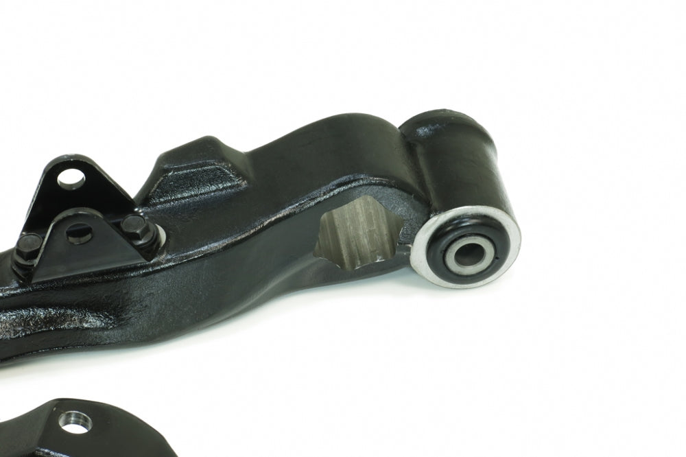 HARDRACE Q0928 Front Lower Arm - OE Replacement (Harden Rubber) - 2PCS / SET for CHEVROLET SILVERADO / GMC SIERRA 1500HD '99-07 / 2500HD / 3500HD '99-10 Photo-3