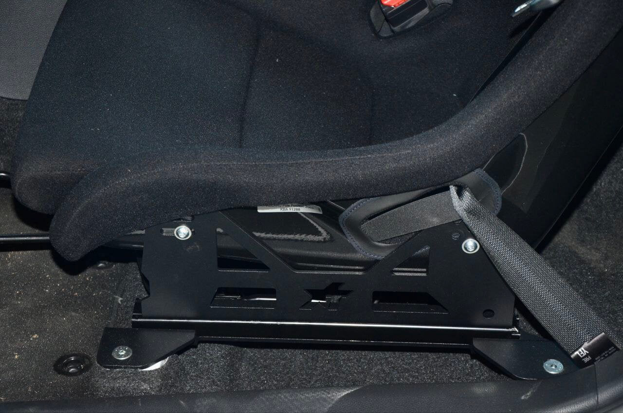 ATOMIC AT-002YL Seat Mount Kit left for Pole Position/SPG TOYOTA GR Yaris 2019+ Photo-2
