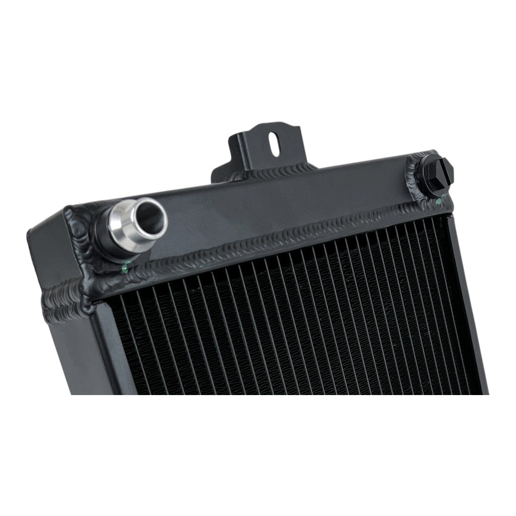 CSF 8258 Auxiliary Cooling Radiator for BMW M2 (F87) / M3 (F80) / M4 (F82 / F83) Photo-4