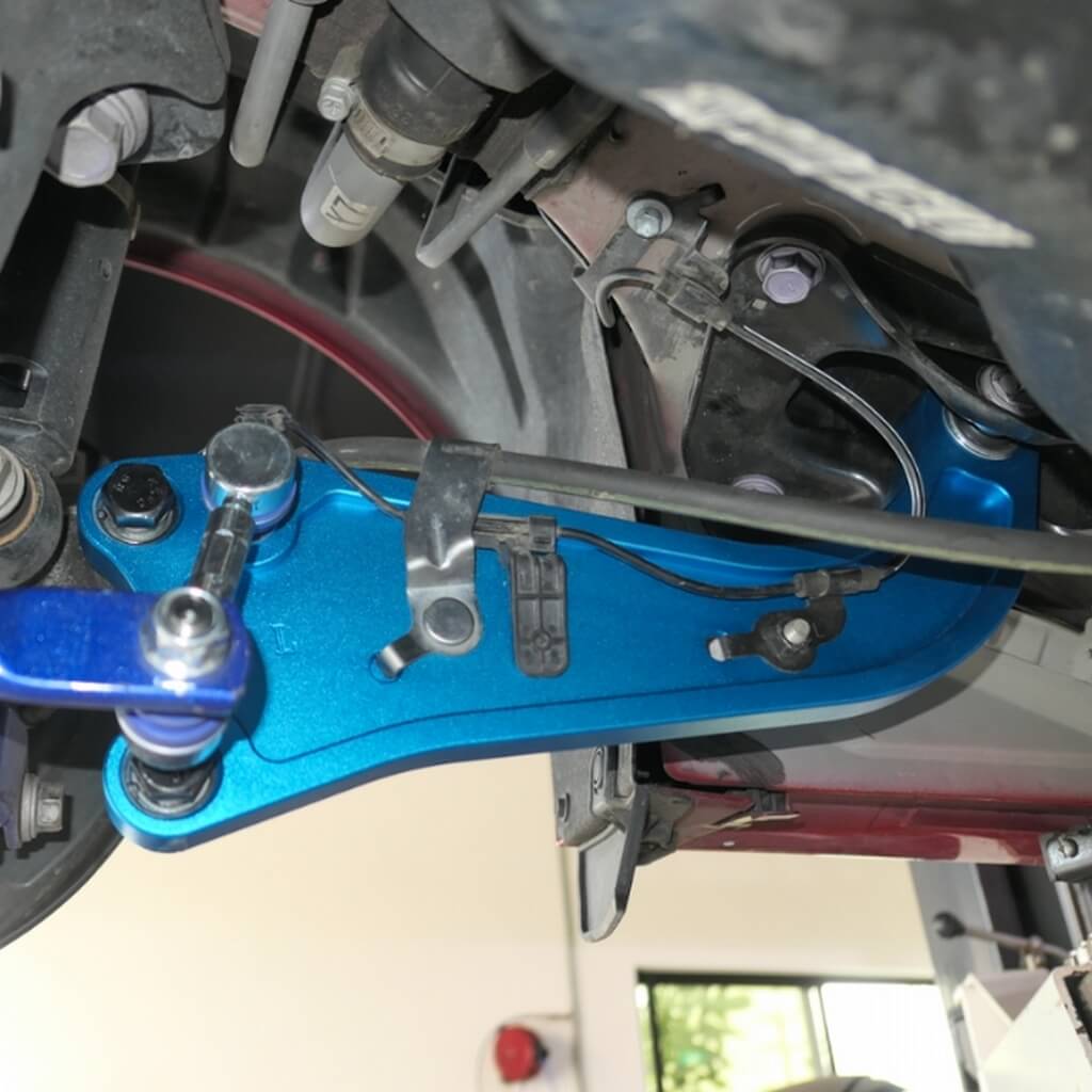 HARDRACE Q1054 Rear Trailing Arm (Pillow Ball), 2pcs for TOYOTA GR Yaris 2020- / GR Corolla 2022- Photo-2