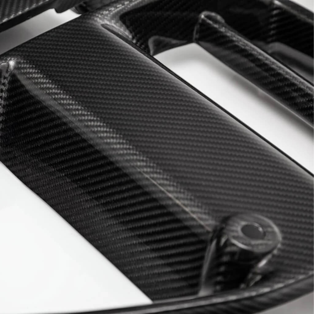 VORSTEINER BMV3005 Front Grille (Gloss Carbon) for BMW M3 (G80) / M4 (G82) Photo-2