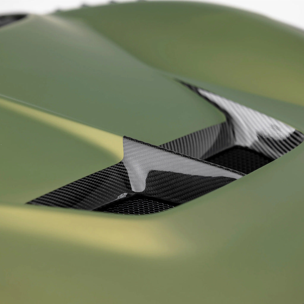 VORSTEINER LOE1080 Hood LR-52 (Gloss Carbon) for LOTUS Emira 2024- Photo-3