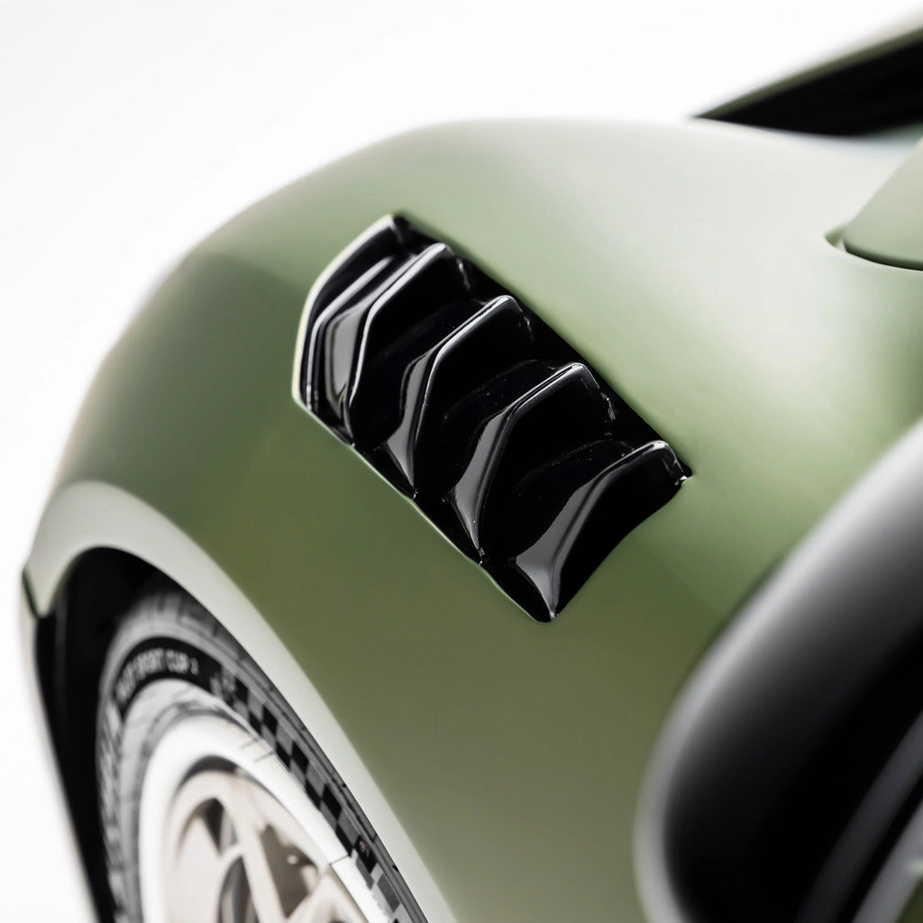 VORSTEINER LOE1091 Vented Fender LR-52 (Satin Carbon) for LOTUS Emira 2024- Photo-5