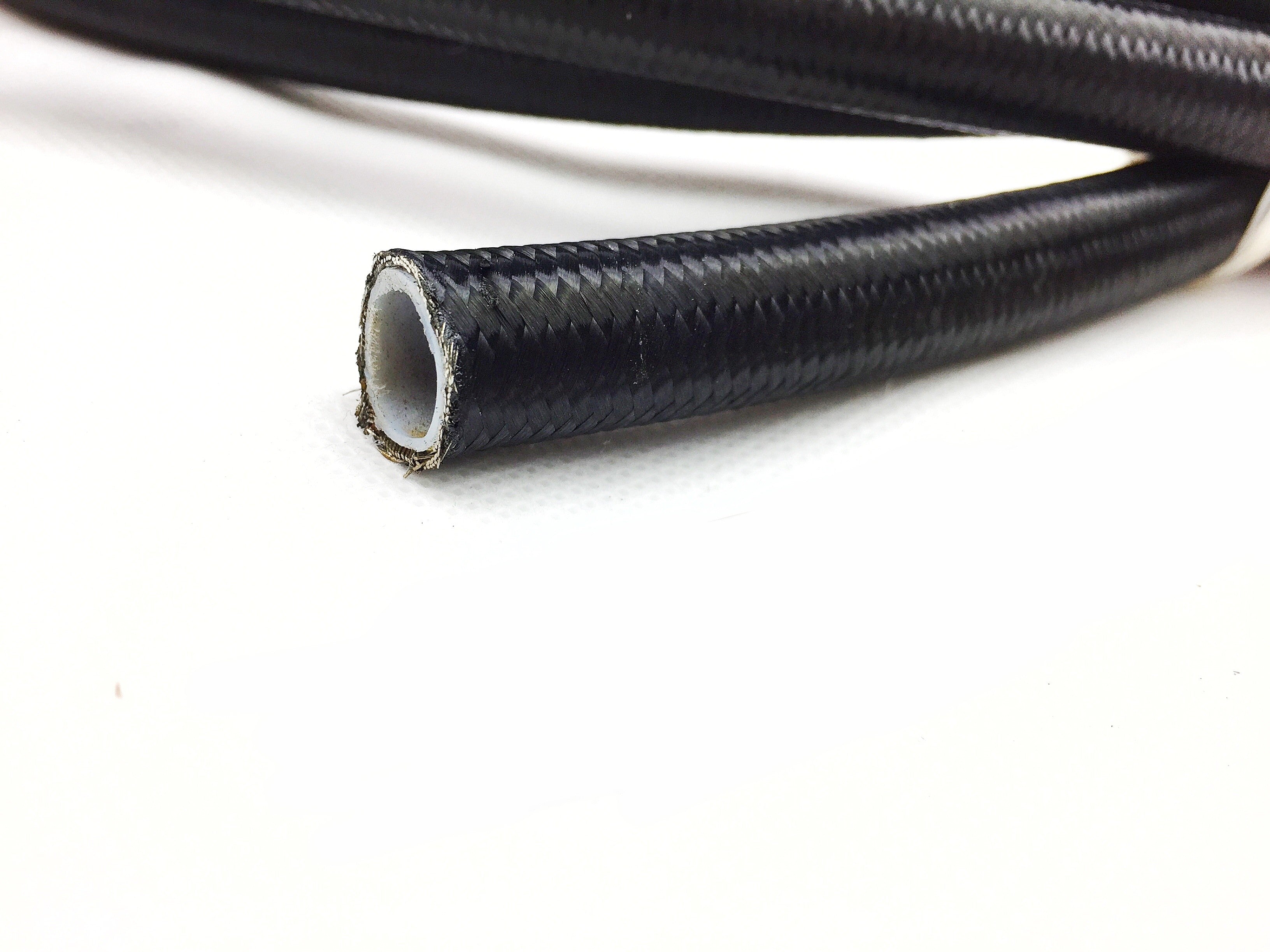 ARD AR0725BLK-8-M PTFE Hose With Black Stainless Steel Wire Braided AN8 Photo-1 