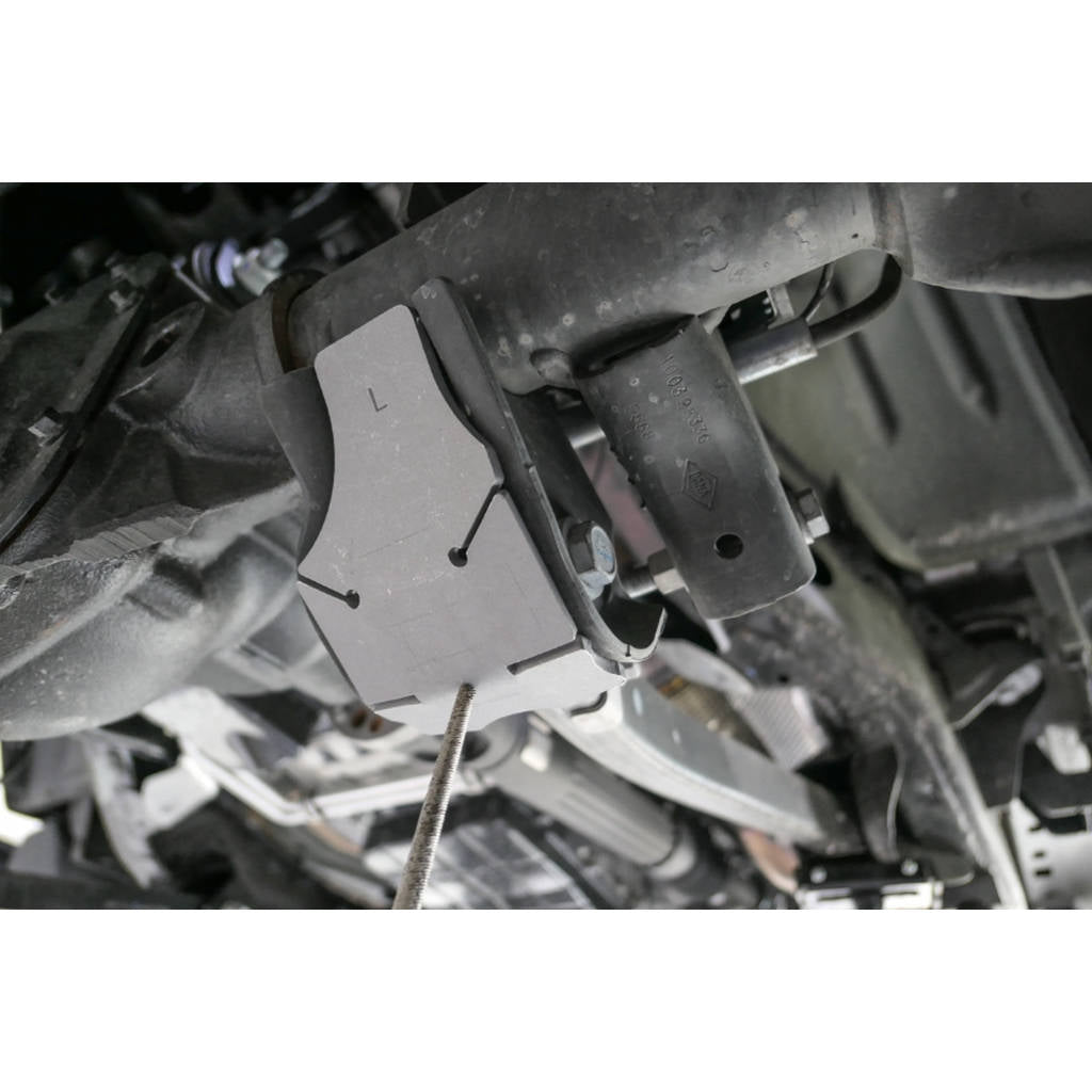 HARDRACE Q0485 JEEP WRANGLER '18- JL FRONT LCA BRACKET SHIELD PLATE - 2PCS/SET Photo-2 