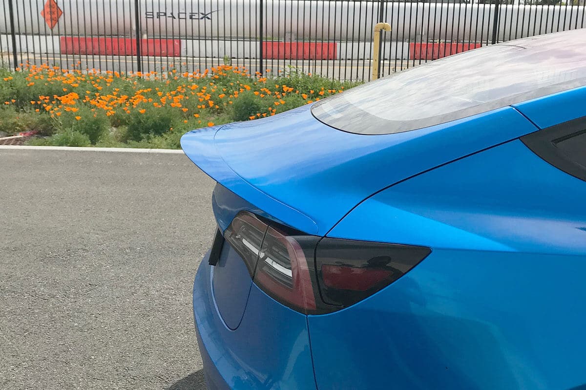 UNPLUGGED PERFORMANCE UP-M3-305-1.1 High Efficiency Trunk Spoiler, Autoclaved Dry Carbon, Gloss Clear for TESLA Model 3 Photo-1 