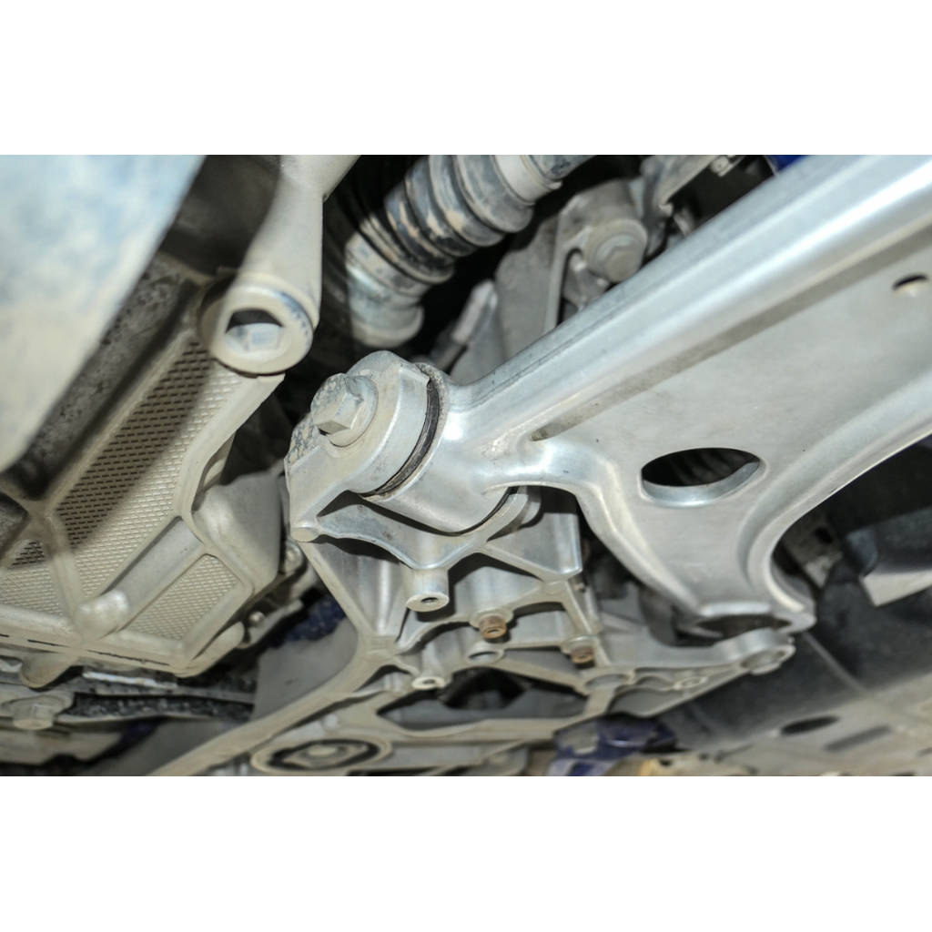 HARDRACE Q0804 Front Lower Control Arm - FORGED ALUMINUM (Harden Rubber) - 2PCS / SET for VW GOLF '12-20- / T-ROC '17- / AUDI A3 '12-20- / Q2 '16- / SKODA OCTAVIA '12-21 Photo-7 
