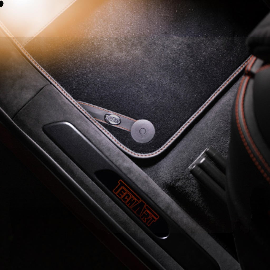 TECHART +00.410.100.CCC V01: Floor Mats Leather Strap with TECHART Logo (Metal) Photo-0 